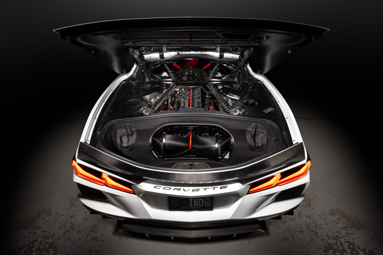 Intake system Eventuri Carbon for Chevrolet Corvette C8 – manufacturer image 1